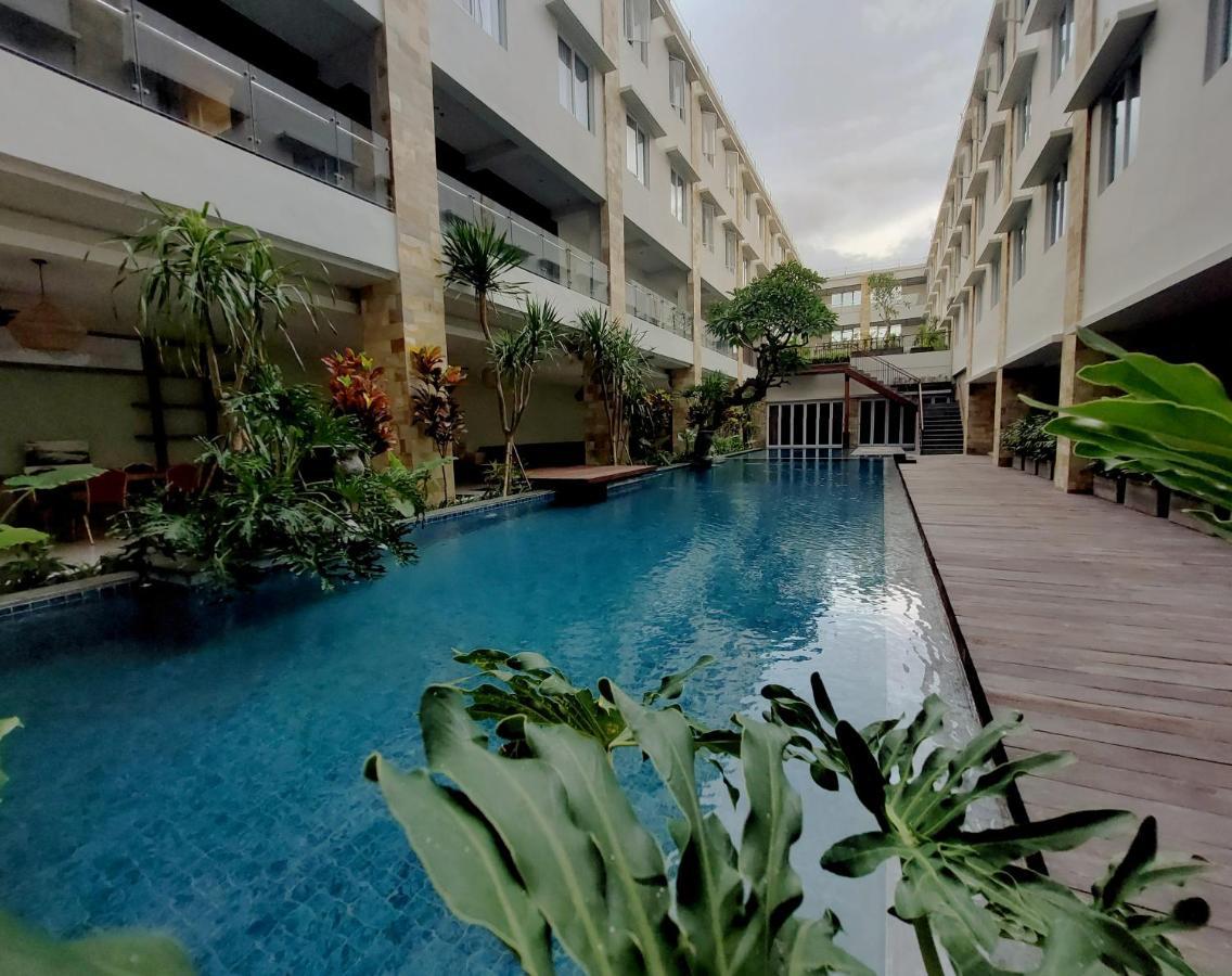 Crystalkuta - Bali Hotel
